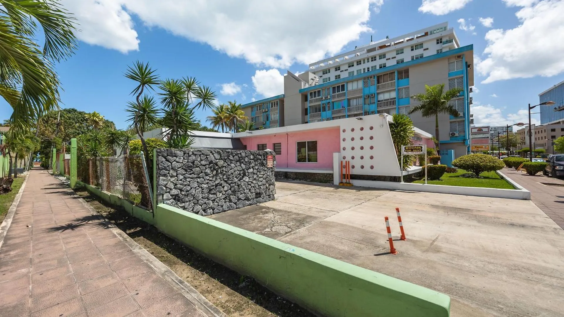 **  Borinquen Beach Inn San Juan Porto Rico