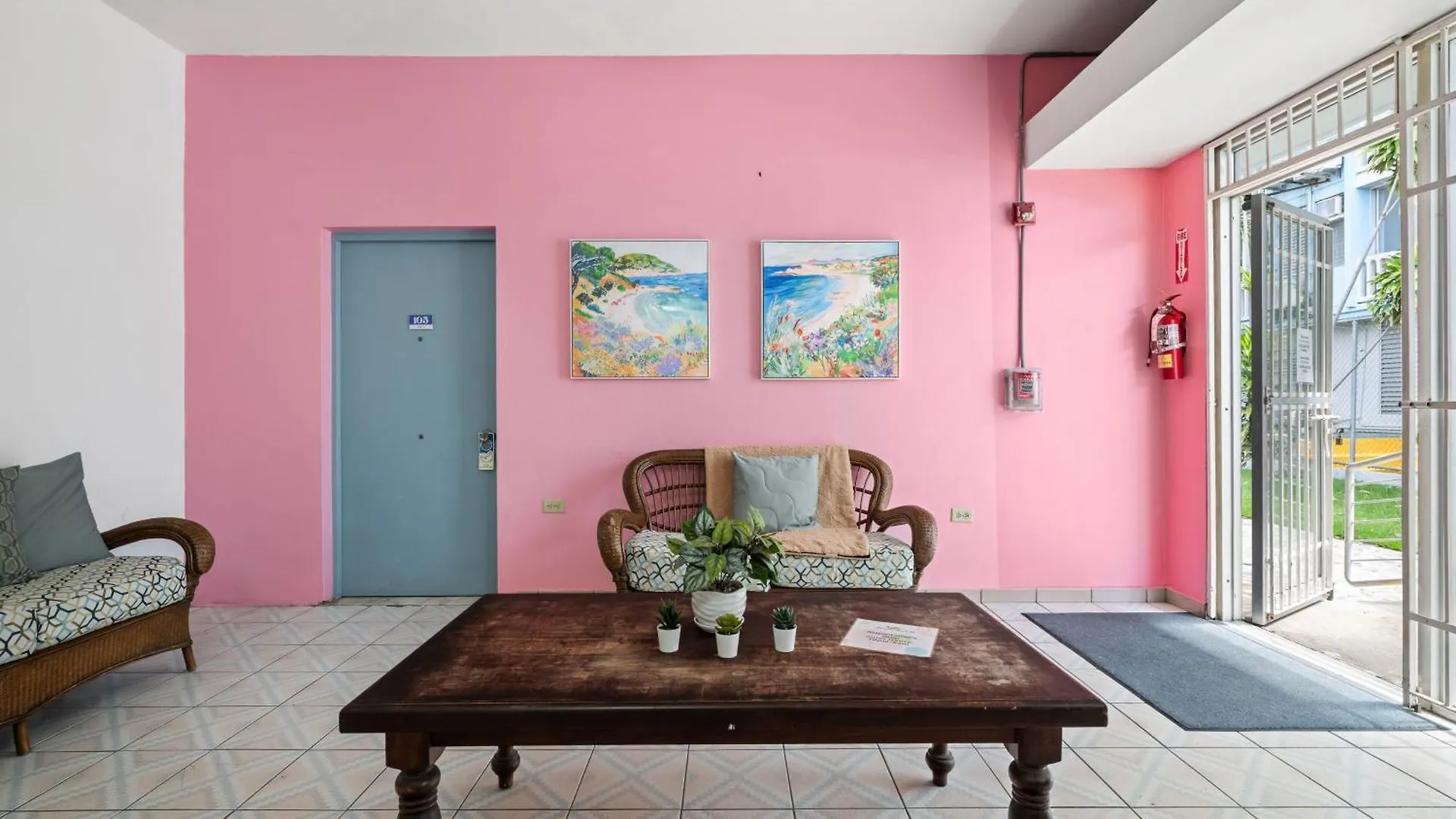 **  Borinquen Beach Inn San Juan Porto Rico