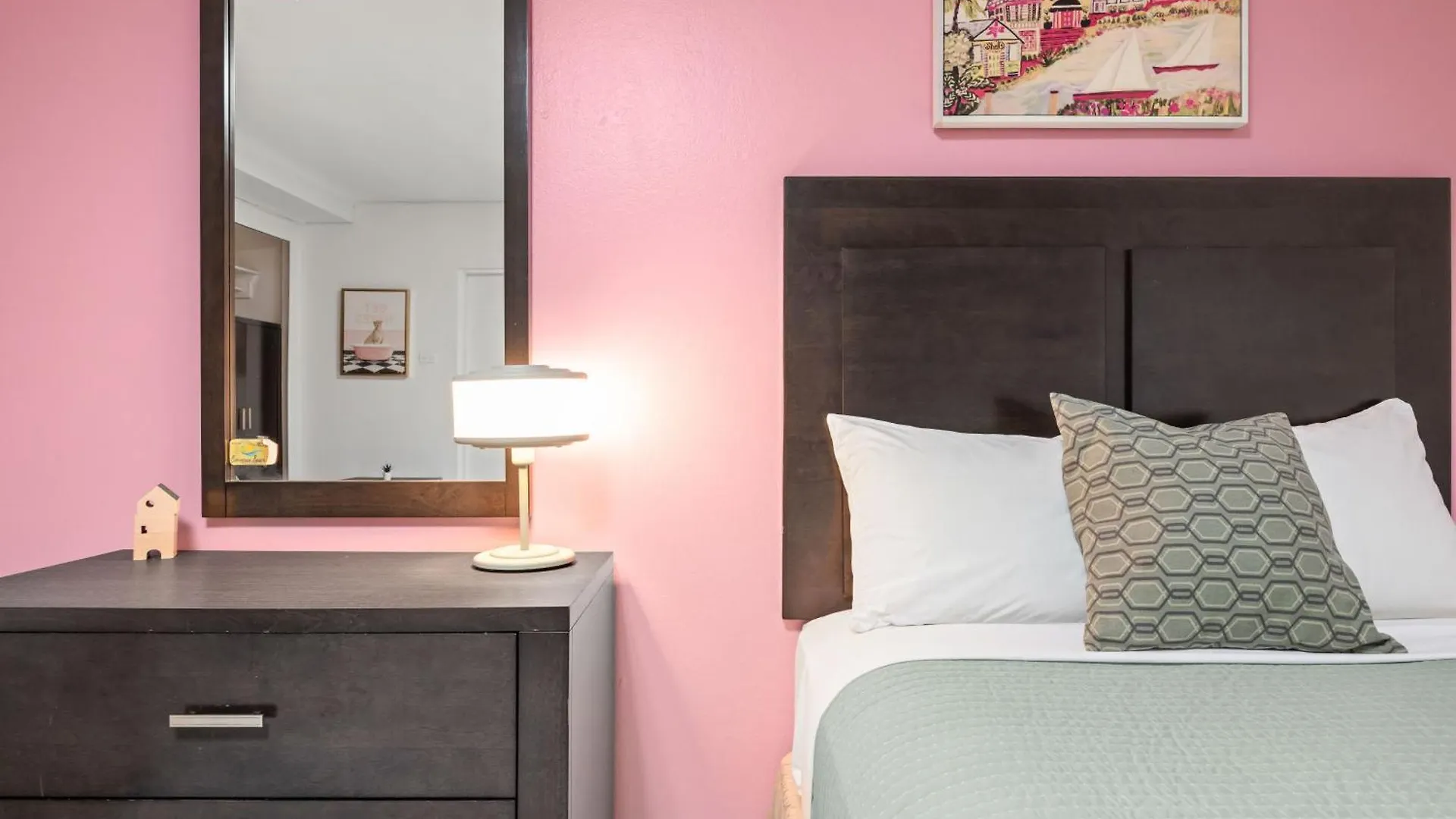 Borinquen Beach Inn San Juan